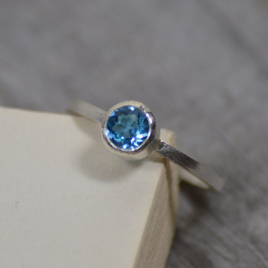 blue topaz ring set in sterling silver, topaz stacker, topaz solitaire ring