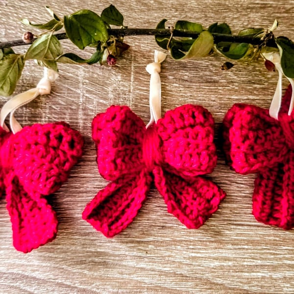 Crochet Christmas Tree Bow Decoration - Set of 4