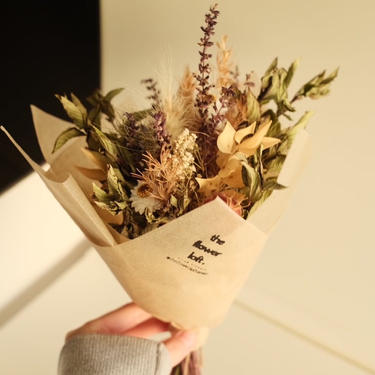Medium Dried Flower Bouquet