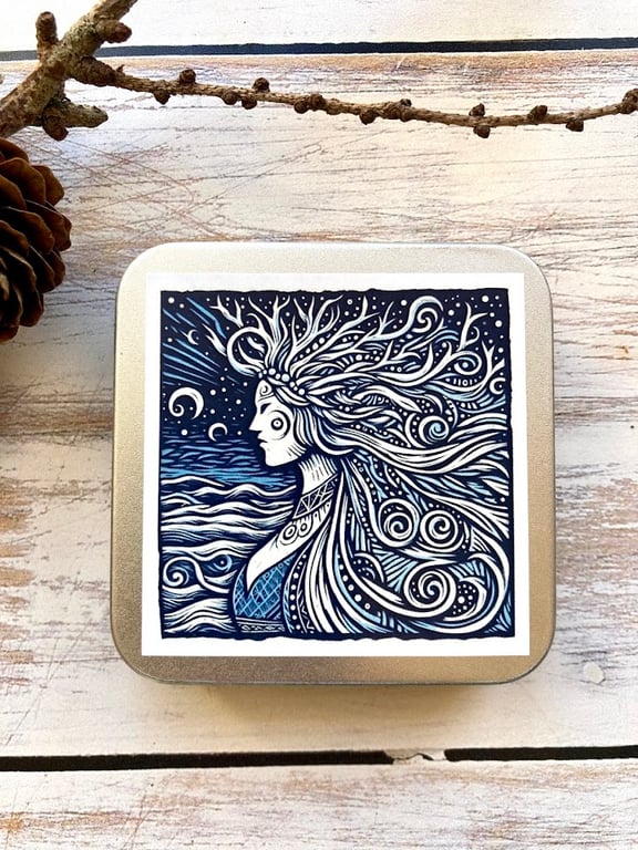 Storage tin square Sea Queen buttons, stitch markers, beads, knitting, sewing