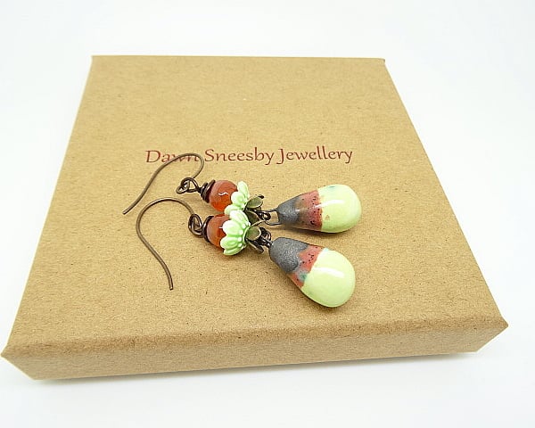 Ceramic and Faceted Agate Earrings.