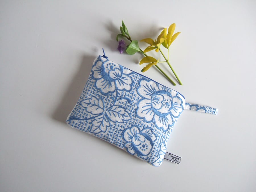  Make up bag or purse in a vintage blue floral embroidery.