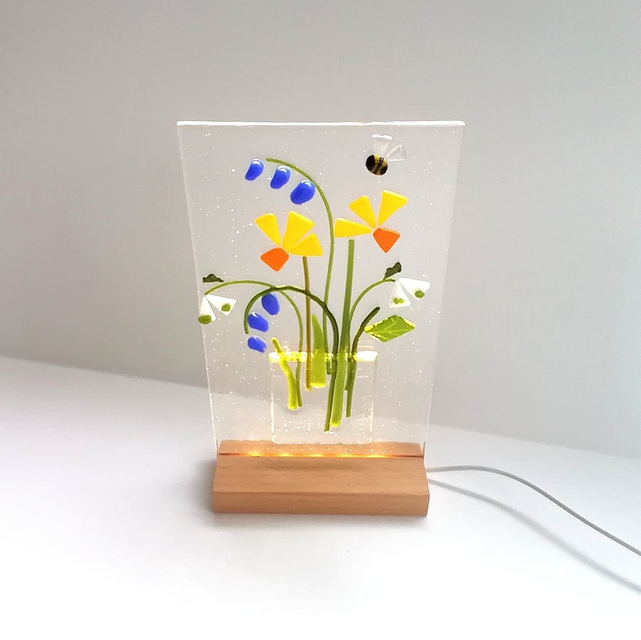 Spring floral illuminated panel, everlasting bouquet, glass art. 