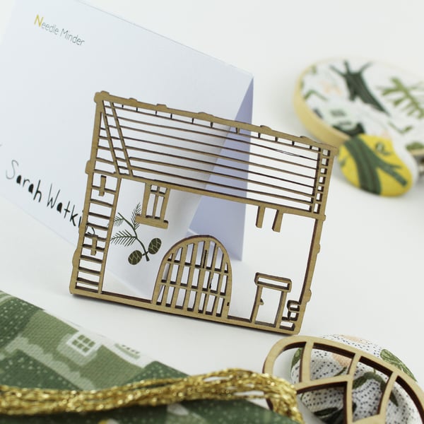 Yorkshire Barn Thread Holder & Needle Minder