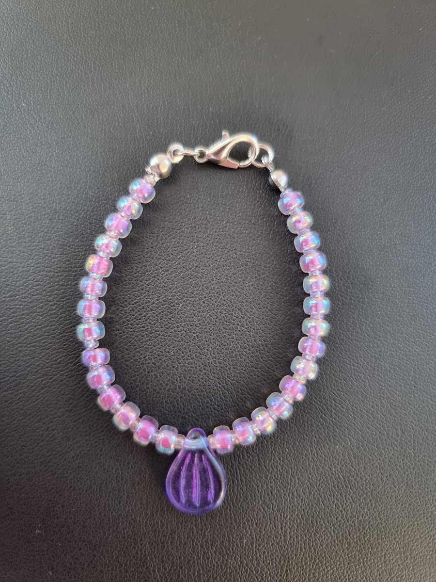 Kids Purple-blue engraved pip bead bracelet 