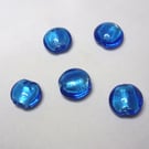 Pkt 5 Turquoise blue foil lined disc cushion beads