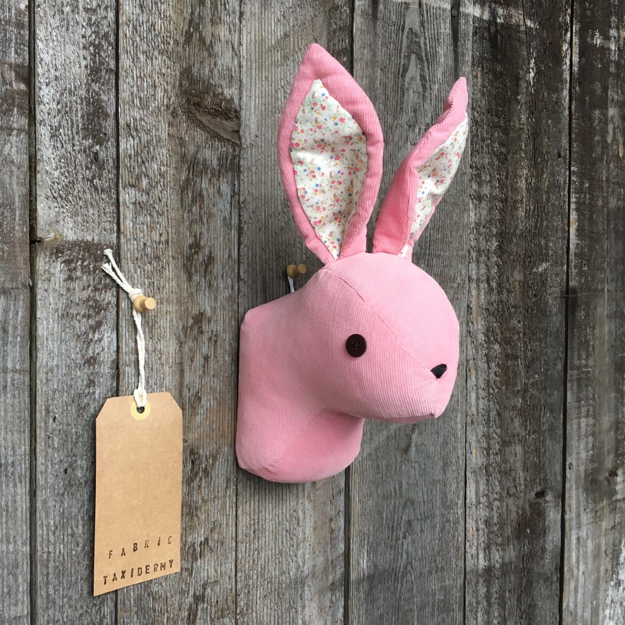 Wall mounted Rabbit head - Pink