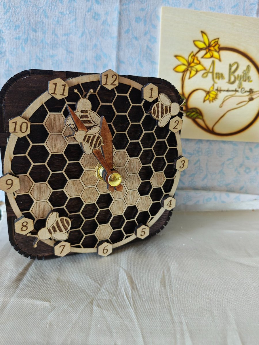 Decorative bee wooden clock