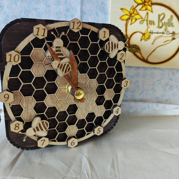 Decorative bee wooden clock
