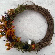 Dried flower halloween ghost wreath 