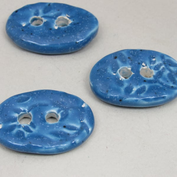 3 Medium Oval Cornflower Blue Leaf Pattern Ceramic Buttons