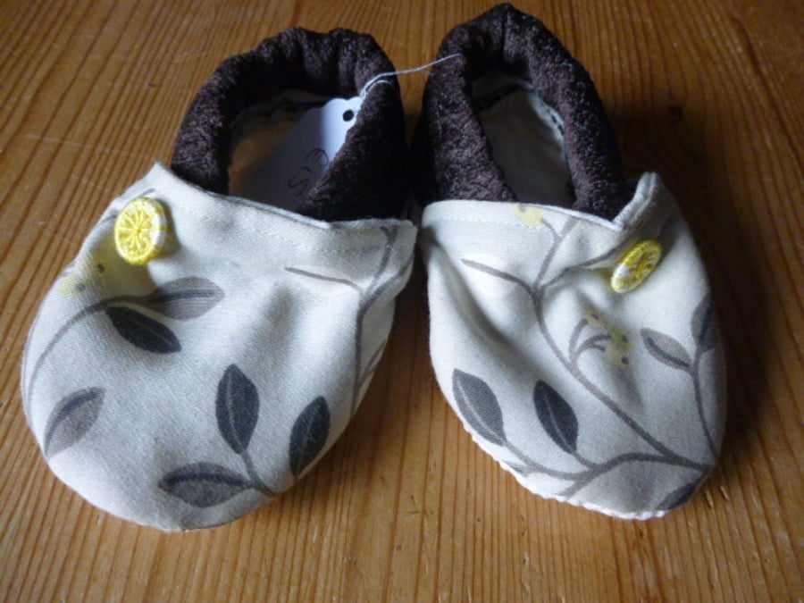 Dorset Button Trimmed Toddler Slippers, age 12 - 18 m, Brown Floral S12