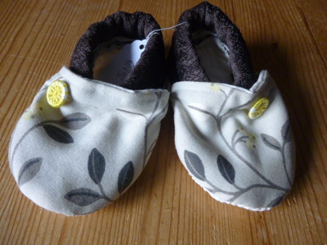 Dorset Button Trimmed Toddler Slippers, age 12 - 18 m, Brown Floral S12