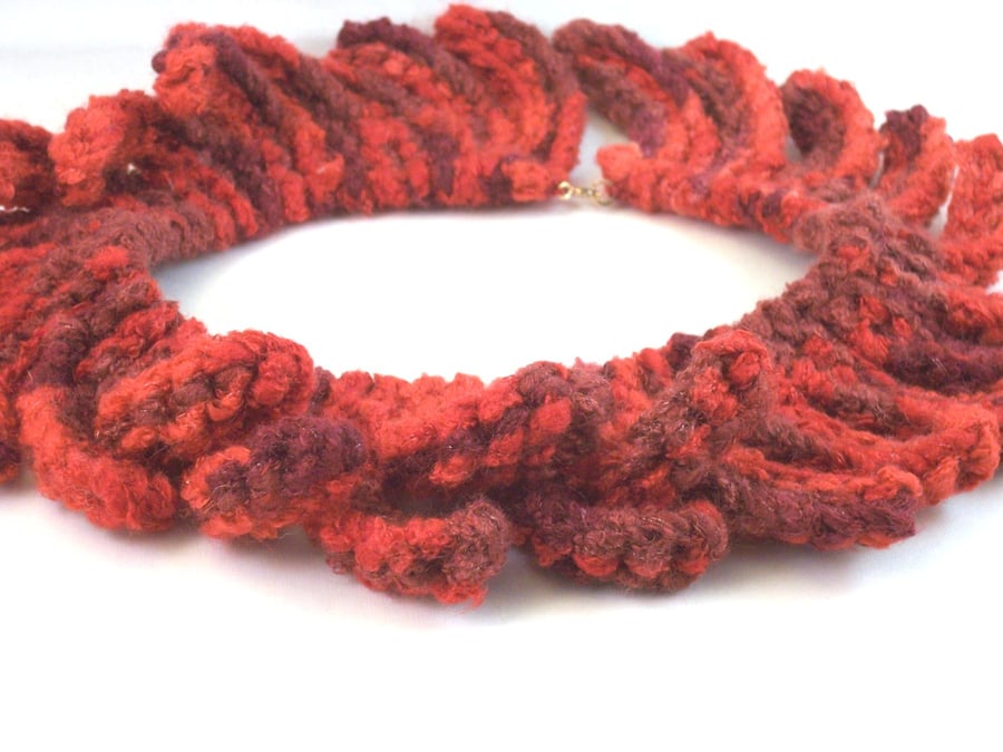 Hand knit choker necklace in red - Fire
