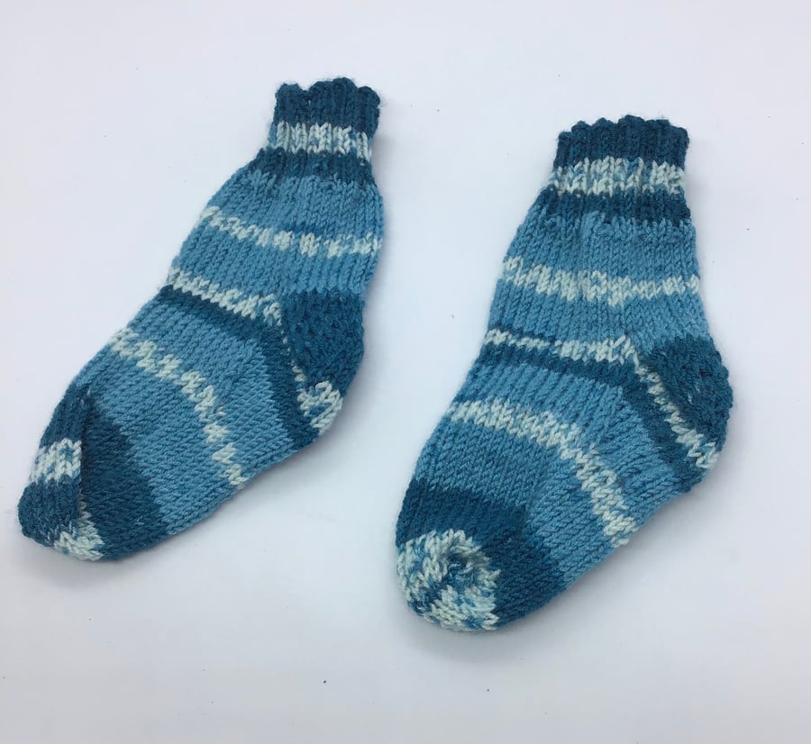 Hand Knit Baby Socks  0-3 months Blue turquoise stripes 