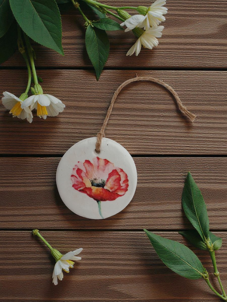 Red Poppy Round Clay Hanging Aromatherapy Diffuser