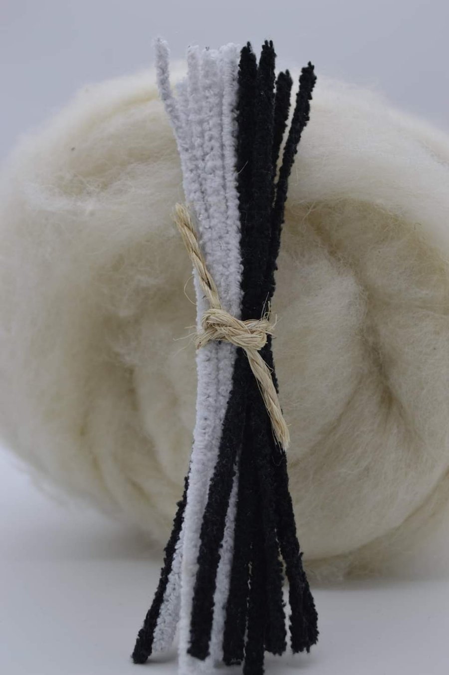 20 mixed Chenille pipe cleaners