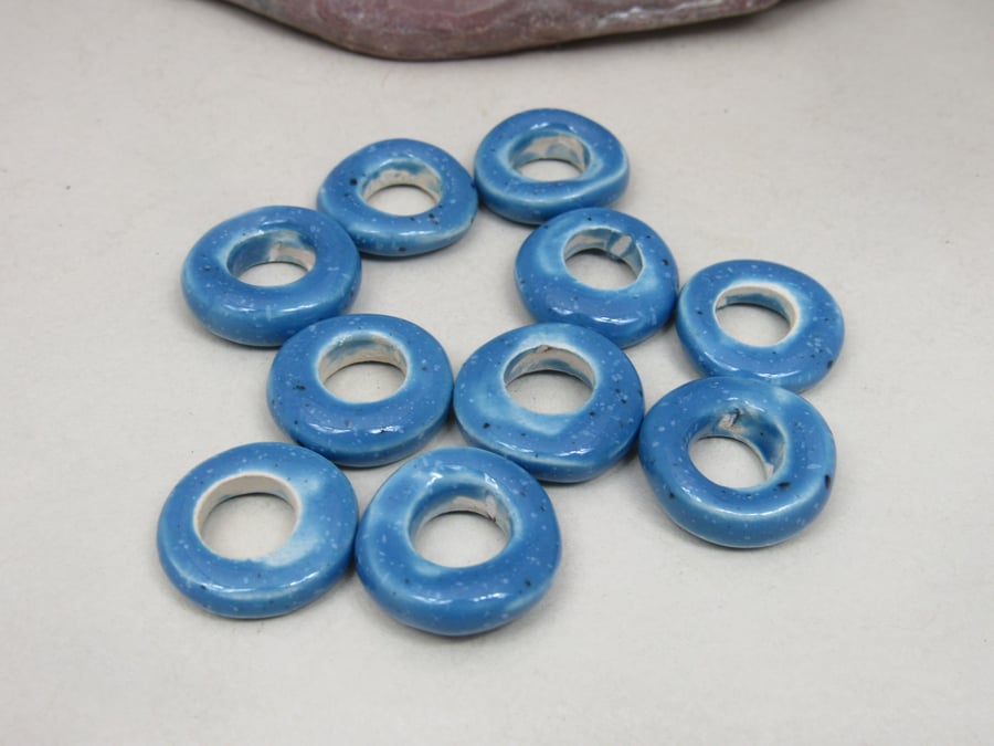 10 Medium Cornflower Blue Glazed Ceramic Donut Beads