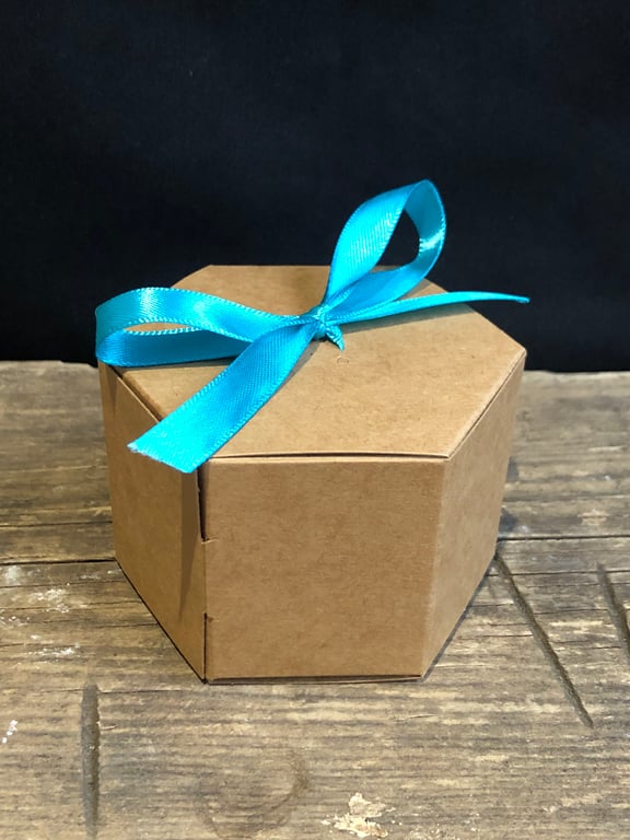 Hexagon gift box with turquoise tissue & ribbon