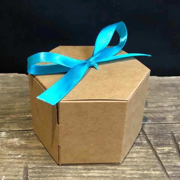 Hexagon gift box with turquoise tissue & ribbon