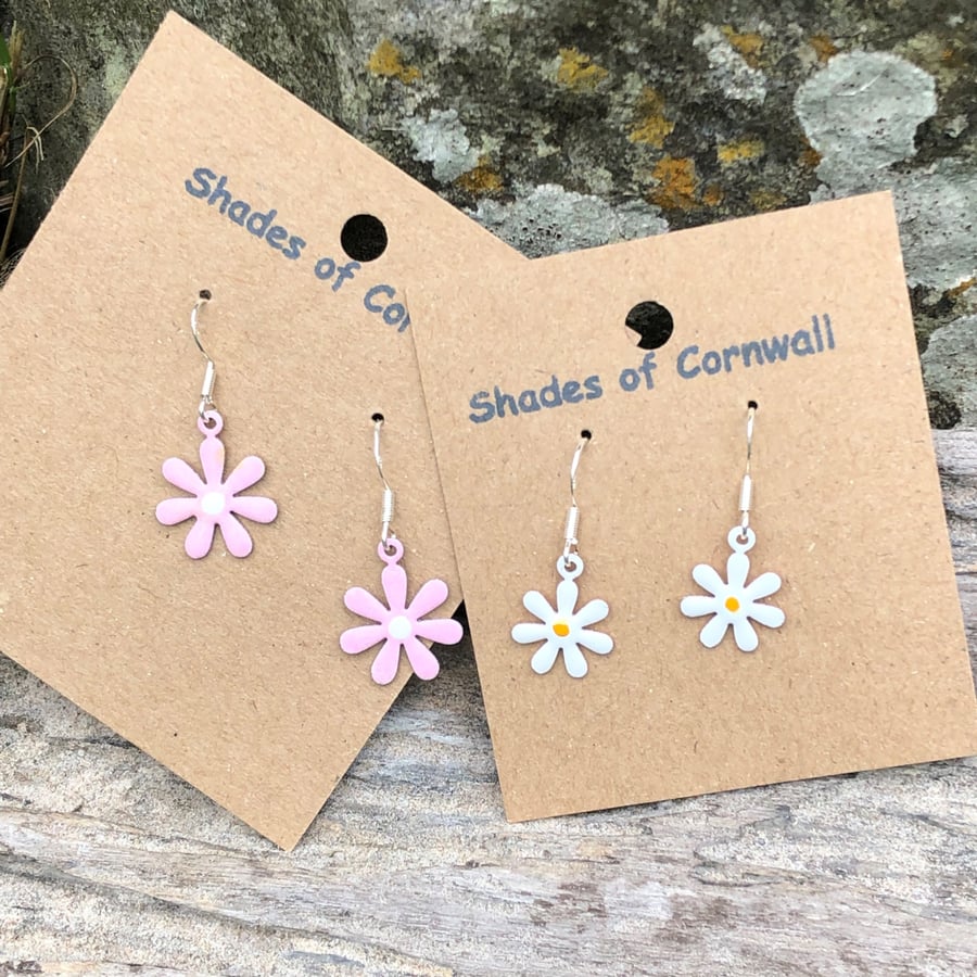 Hand enamelled daisy earrings 
