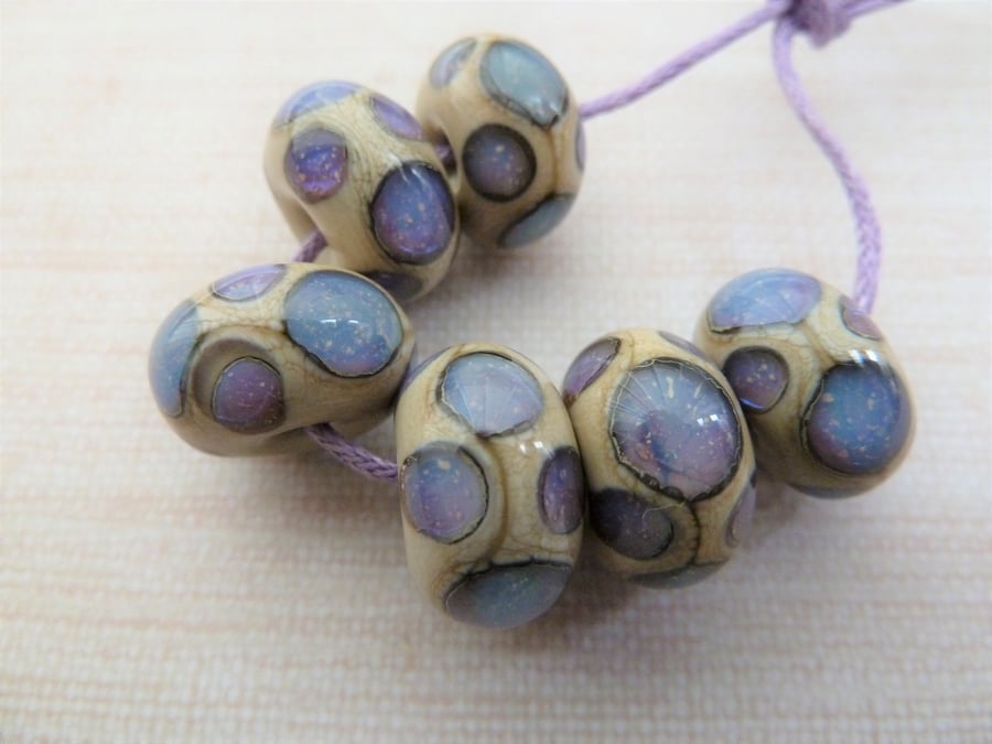 ossa lampwork glass spot beads