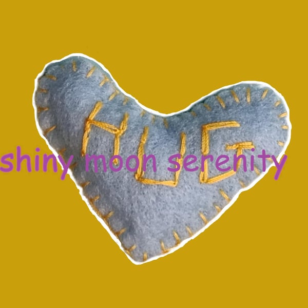 Pocket Hug Small, Felt Light Blue with Yellow stitching