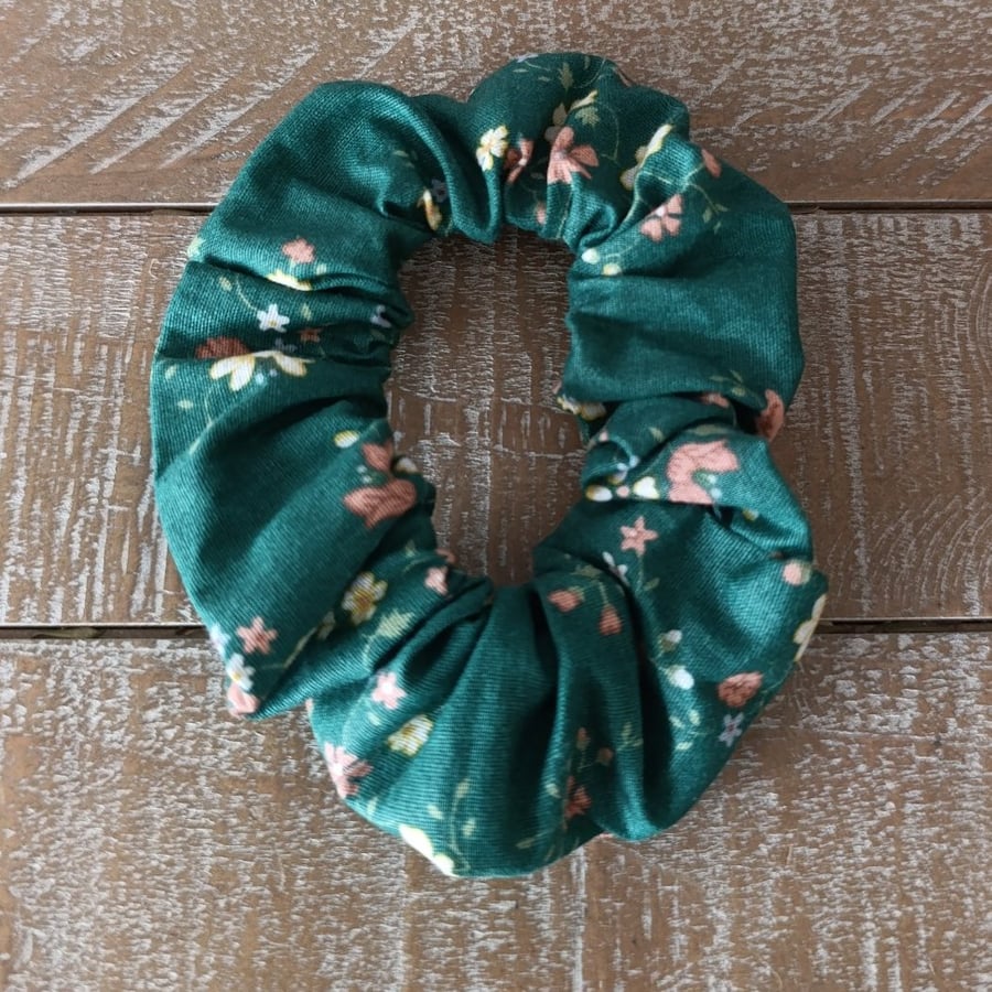 Green floral scrunchie 