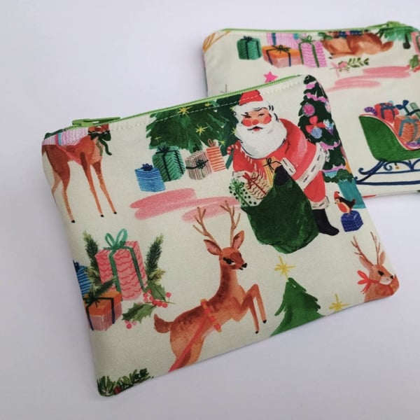 Christmas zipped purse - Retro Santa in soft vintage shades