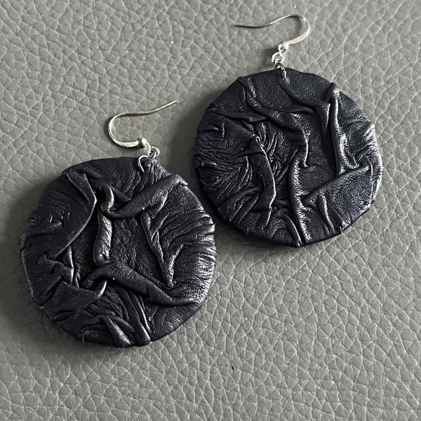 Handcrafted Black Textured Leather Earrings - Modern Styles Circle Earrings 
