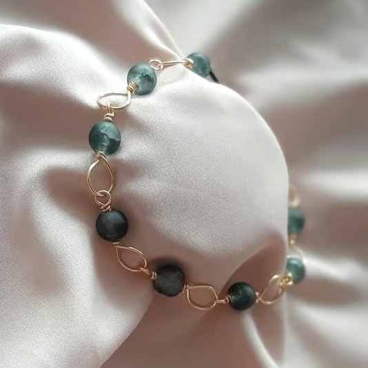 Dark Green Grey Beaded Link Bracelet–Handmade Thick Wire Jewellery, Gift For Her