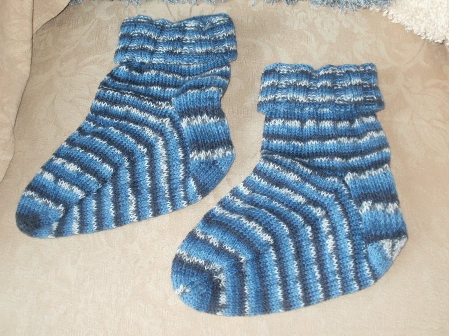 Hand knit ankle slouch socks