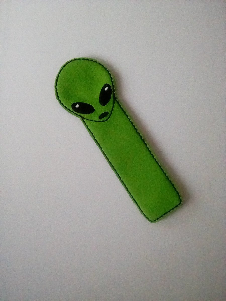 27. Alien bookmark
