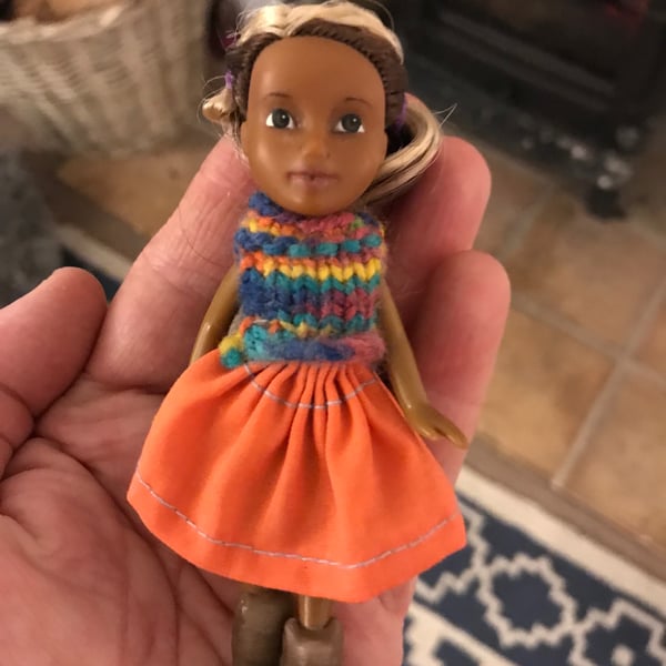 Mini festival folk dolls