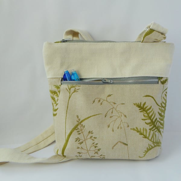 Crossbody fabric bag in fern print linen with grey zips  - Fougere