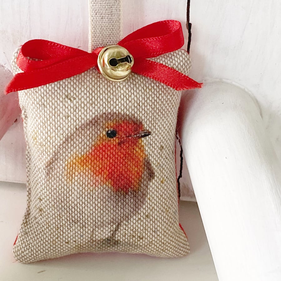 CHRISTMAS ROBIN DECORATION - small