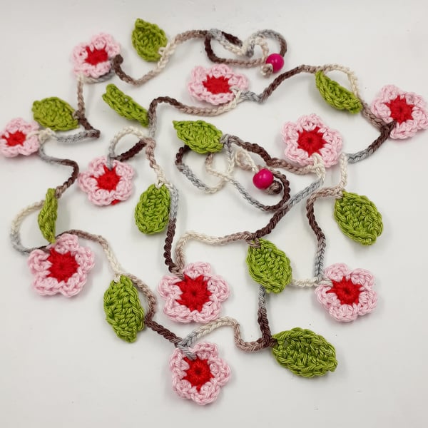 Crochet Blossom Garland 