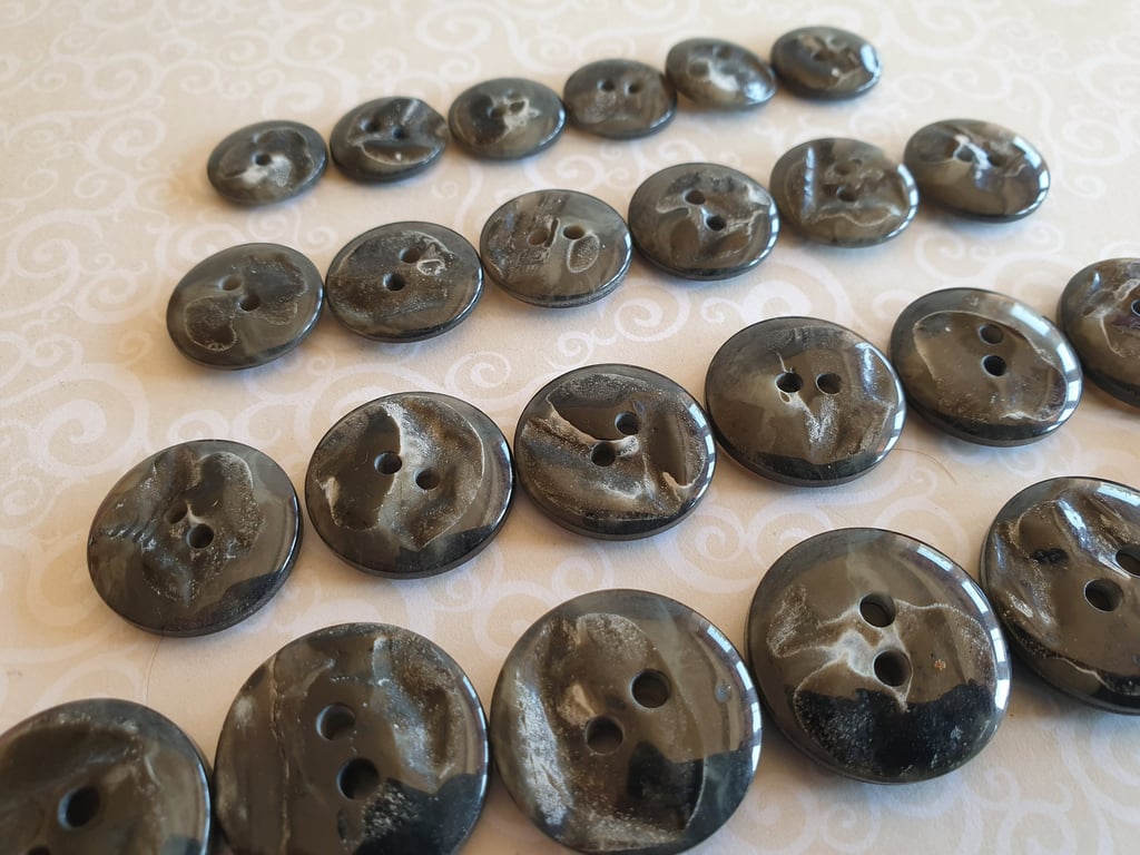 15mm 18mm 21mm & 23mm Suit Jacket buttons (Matching) Grey
