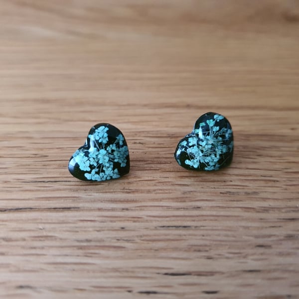 Cute Turquoise Stud Resin Heart Real Dried Flower Earrings