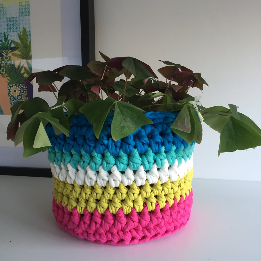Crochet plant pot cover made with upcycled tshirt yarn - blue large
