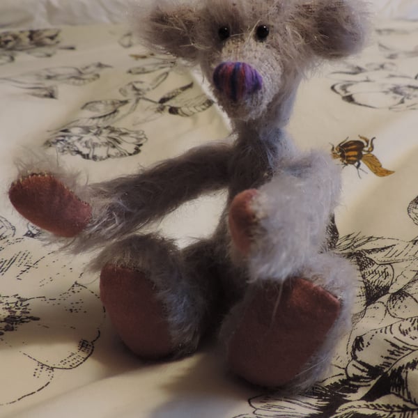 5 INCH TRADITIONALLY HANDMADE BEAR.