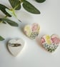 Mini wildflower ceramic brooch - Image 3