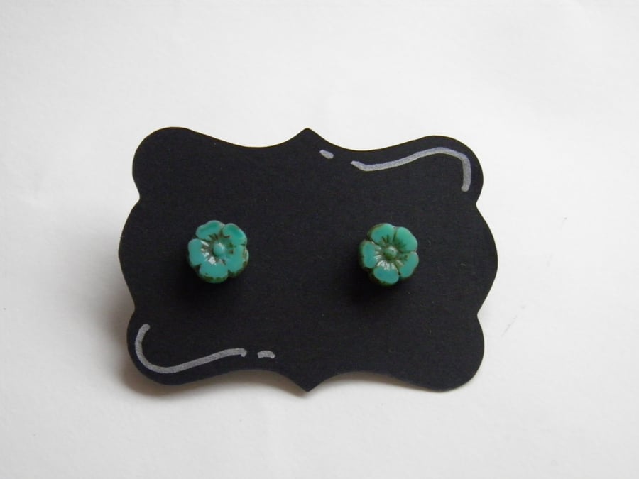 Flower Earrings in Turquoise