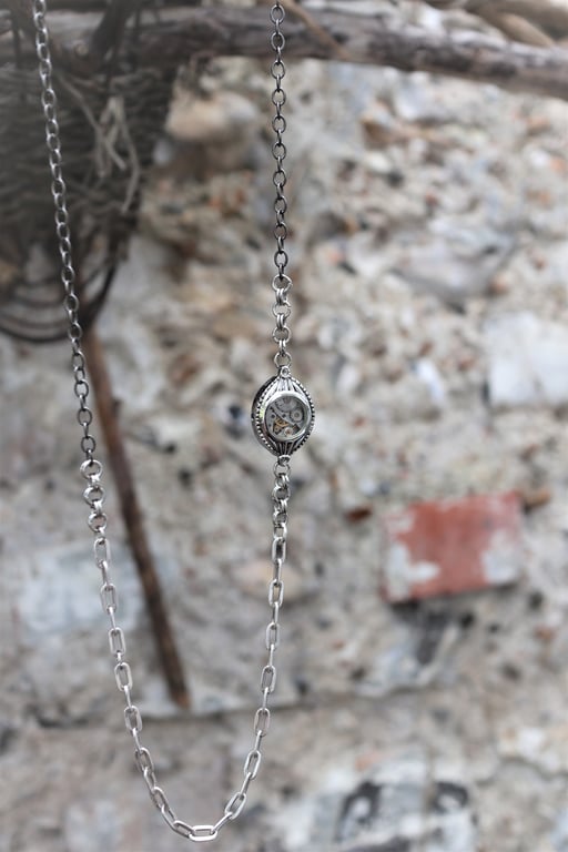 Up-cycled steampunk theme - Vintage ladies watch necklace - handmade - Up-cycled