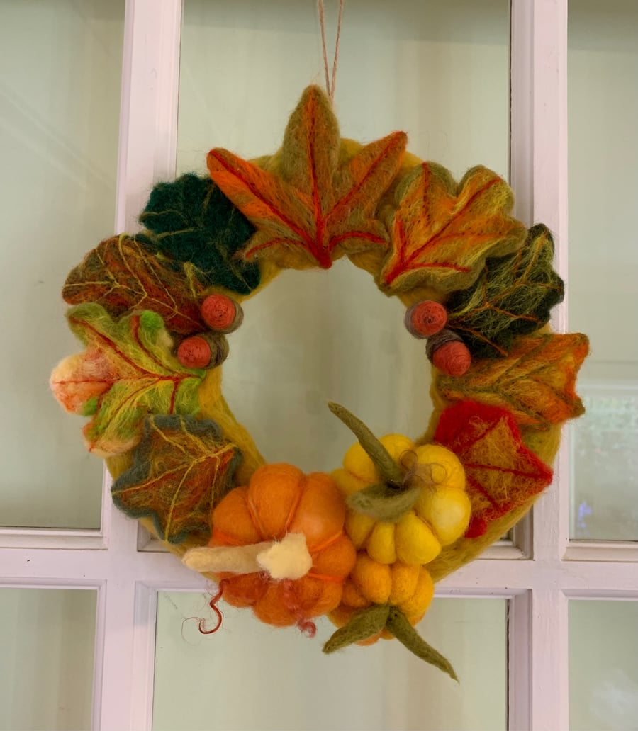 Needlefelted autumn wreath