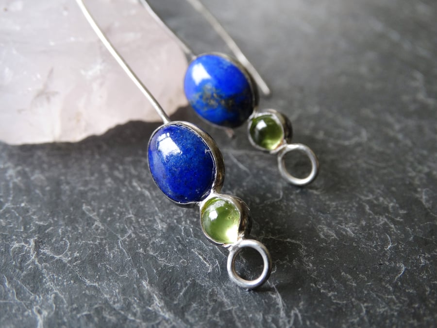 Sterling silver twin earrings set with lapis lazuli and peridot