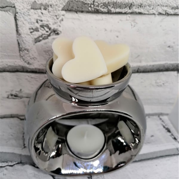 Mademoiselle Wax Melts - Soy Wax - Highly Scented - 6 Heart Shaped Melts