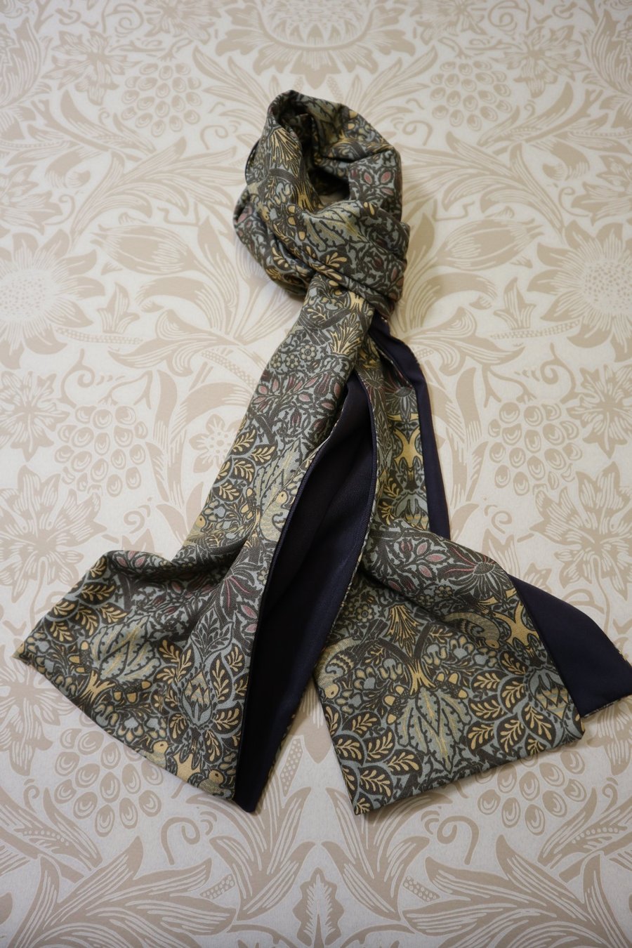 William Morris Scarf Dove and Rose Brown