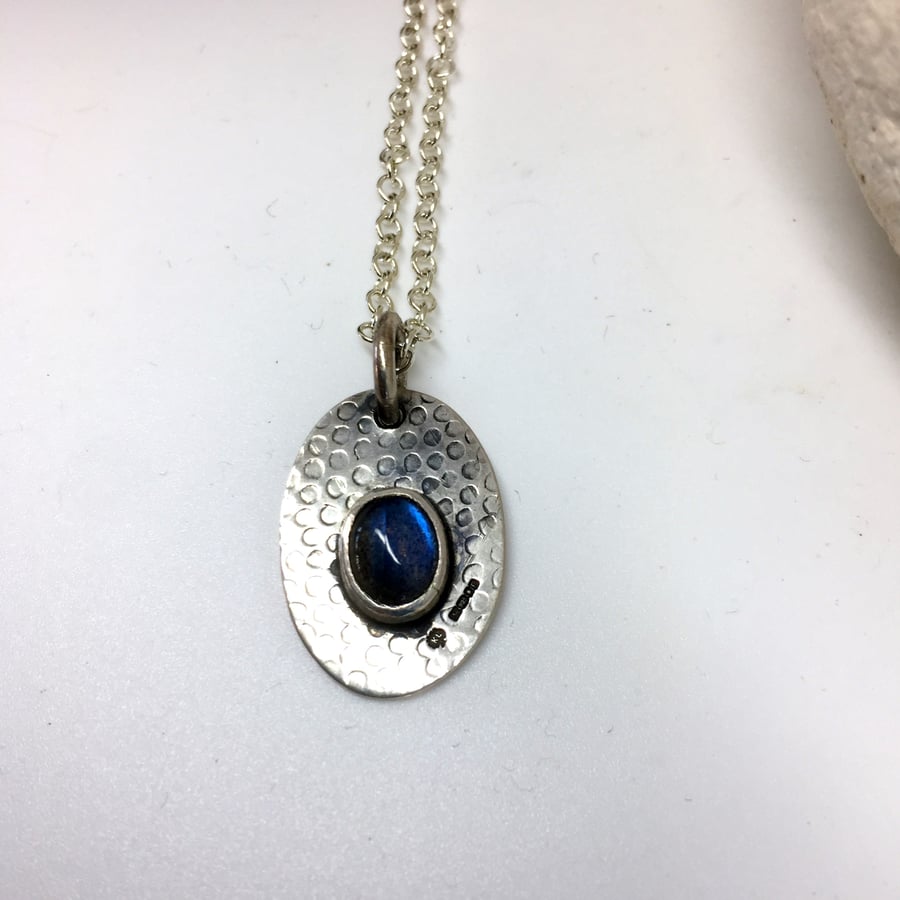 Labradorite pebble pendant