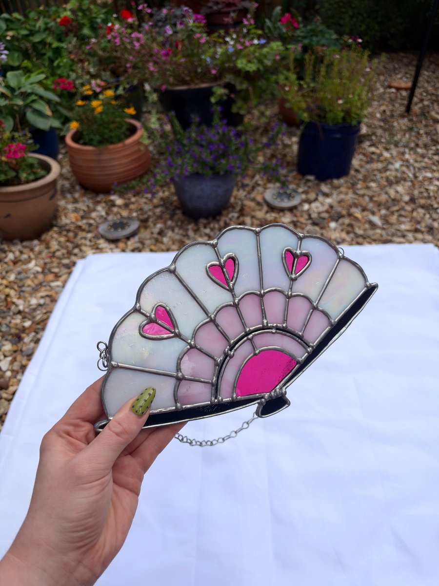 blushing fan